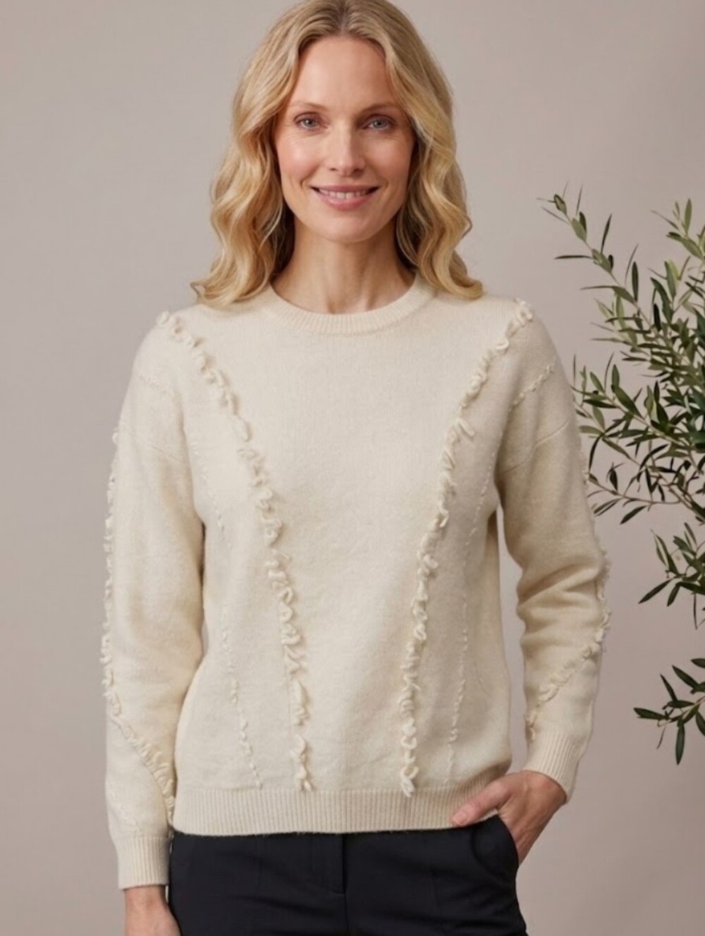 Bartolini Italian Made Wool and Cashmere Fringe Detail Sweater